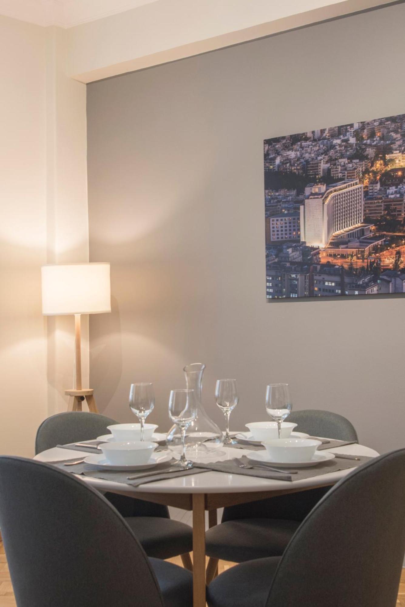 Modern Ilisian Apartment Atenas Exterior foto